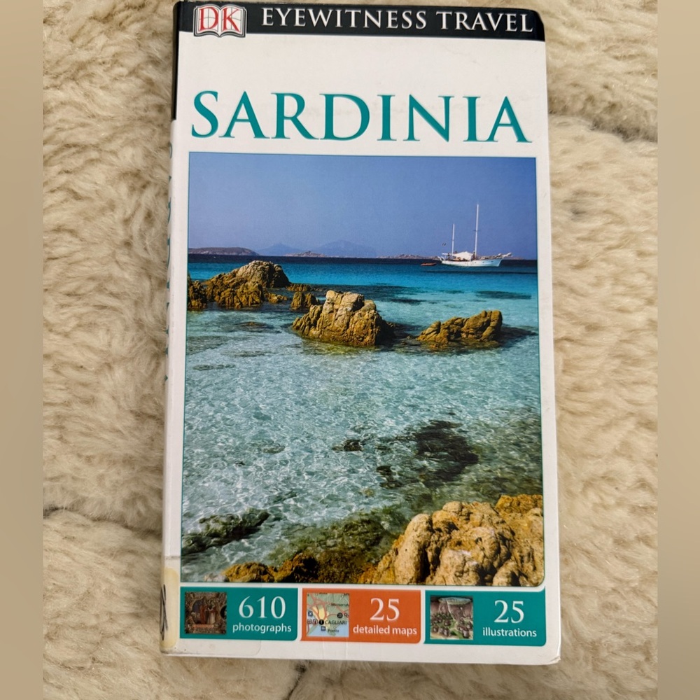 Sardinia Travel Guide Book